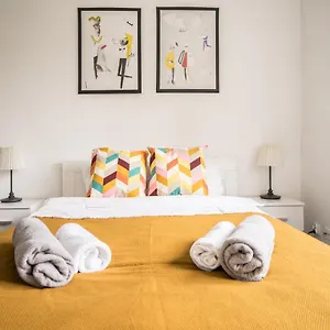 https://oomph-warsaw-big-apartment-with-balcony-near-old-town.warsawhotelspoland.com